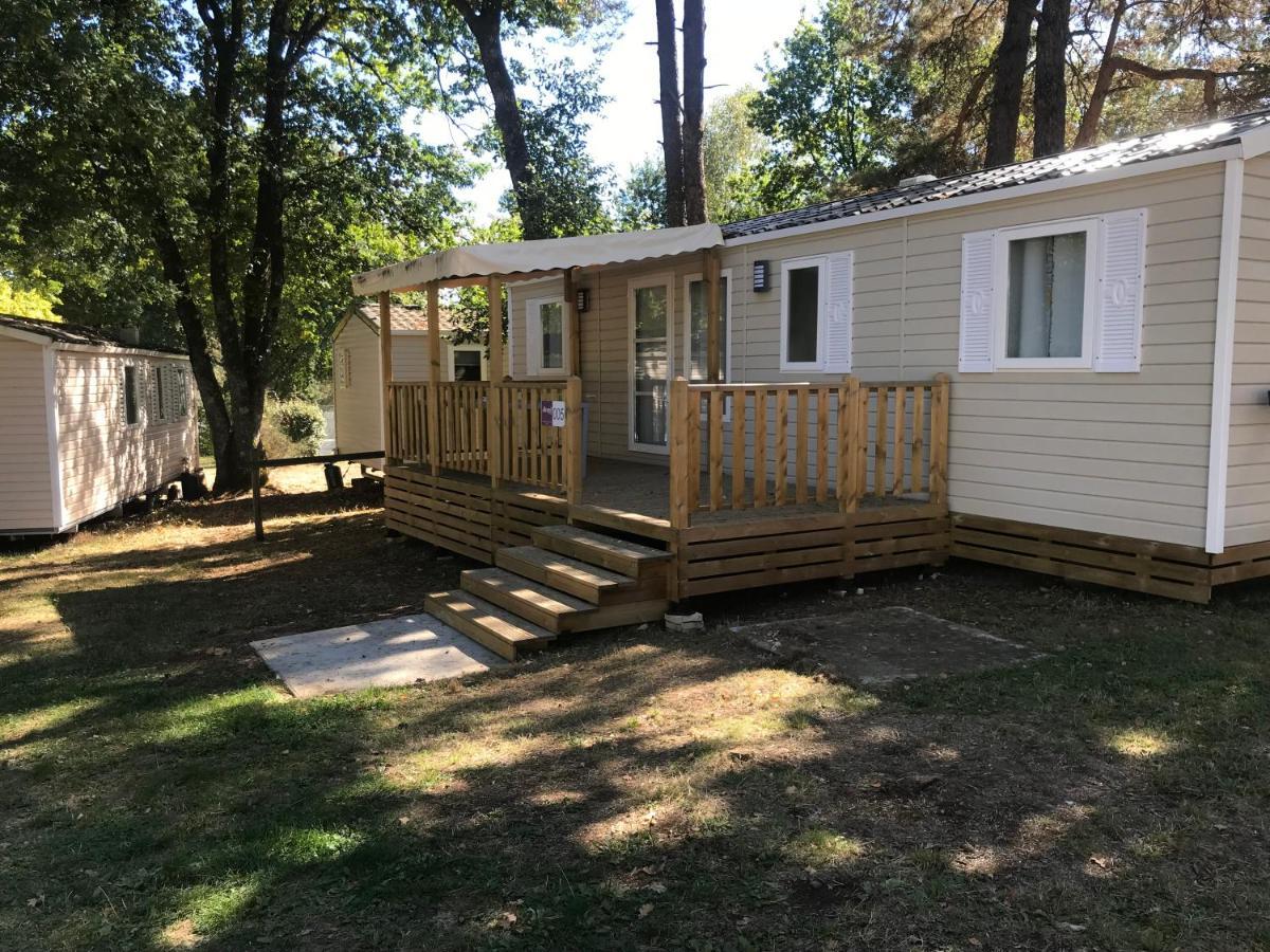 Mobil Home Xxl2 4 Chambres - Camping Chateau La Foret Saint-Julien-des-Landes Exterior foto